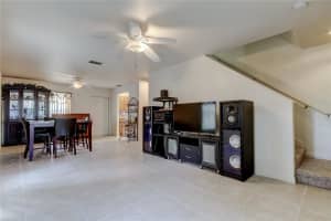 567 SHADY GROVE DRIVE, DUNEDIN, FL 34698 - MLS#MFRTB8479507