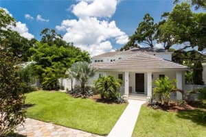 335 16TH AVENUE, ST PETERSBURG, FL 33704 - MLS#MFRTB8479516