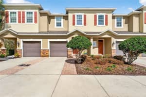 904 Vineyard Ln, OLDSMAR