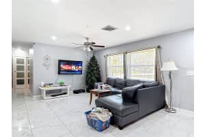 1144 PINELAND AVENUE, VENICE, FL 34285 - MLS#MFRTB8479541