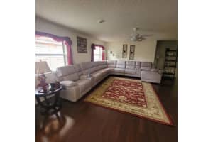 8140 TERRACE GARDEN DRIVE, ST PETERSBURG, FL 33709 - MLS#MFRTB8479561