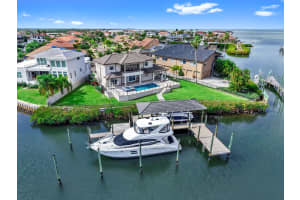 901 CAPRICCIO LANE, APOLLO BEACH, FL 33572 - MLS#MFRTB8479599