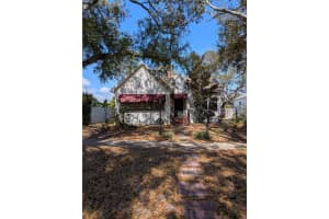 MLS# MFRTB8479704, St Petersburg, Florida 33704