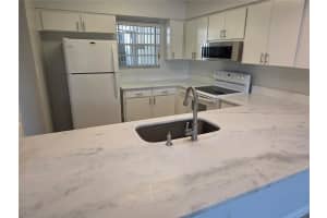 6826 STONES THROW CIRCLE, ST PETERSBURG, FL 33710 - MLS#MFRTB8479753