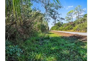 0000 32ND AVENUE, NAPLES, FL 34117 - MLS#MFRTB8479857