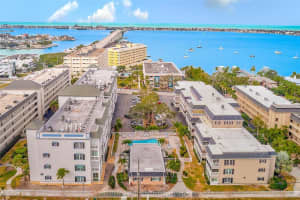 139 Bluff View Dr #107, BELLEAIR BLUFFS