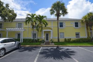 5048 BEACH DRIVE, ST PETERSBURG, FL 33705 - MLS#MFRTB8479958