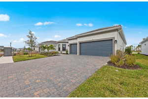 4826 EMPIRE LANDING RUN, LAKEWOOD RANCH, FL 34211 - MLS#MFRTB8479990