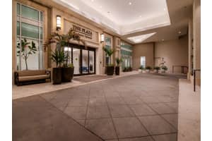 450 KNIGHTS RUN AVENUE, TAMPA, FL 33602 - MLS#MFRTB8480018