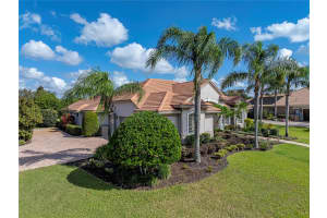 33627 AMERICANA AVENUE, DADE CITY, FL 33525 - MLS#MFRTB8480068