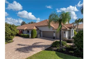 33627 AMERICANA AVENUE, DADE CITY, FL 33525 - MLS#MFRTB8480068