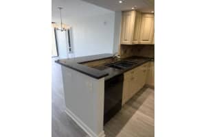 800 COVE CAY DRIVE, CLEARWATER, FL 33760 - MLS#MFRTB8480105