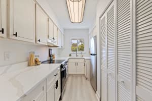 4480 OVERLOOK DRIVE, ST PETERSBURG, FL 33703 - MLS#MFRTB8480115