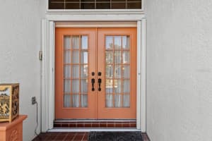 2021 BERRY ROBERTS DRIVE, SUN CITY CENTER, FL 33573 - MLS#MFRTB8480170