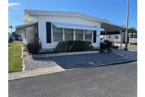 136 ROYAL PALM CIRCLE, LARGO, FL 33778 - MLS#MFRTB8480223