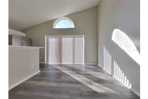 MLS# MFRTB8480228, Apopka, Florida 32703