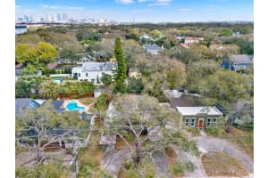 812 MACDILL AVENUE, TAMPA, FL 33609 - MLS#MFRTB8480293