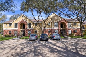 8627 FANCY FINCH DRIVE, TAMPA, FL 33614 - MLS#MFRTB8480318