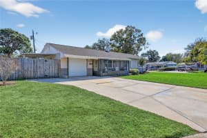 6194 28TH AVENUE, ST PETERSBURG, FL 33710 - MLS#MFRTB8480364