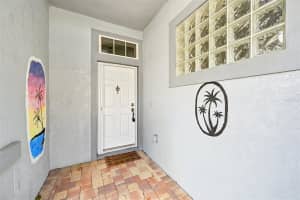 819 REGAL MANOR WAY, SUN CITY CENTER, FL 33573 - MLS#MFRTB8480425