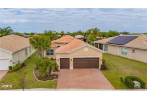 16133 Coquina Bay Ln, WIMAUMA