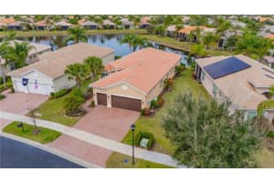 16133 COQUINA BAY LANE, WIMAUMA, FL 33598 - MLS#MFRTB8480459