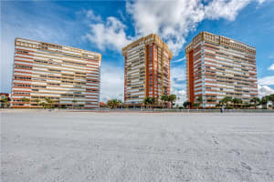 17900 Gulf Blvd #11d, REDINGTON SHORES