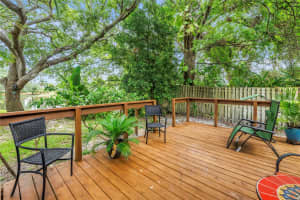 10495 LONGWOOD DRIVE, SEMINOLE, FL 33777 - MLS#MFRTB8480507