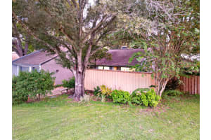 4438 SUMMER OAK DRIVE, TAMPA, FL 33618 - MLS#MFRTB8480617