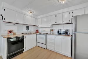 123 SAINT THOMAS CIRCLE, APOLLO BEACH, FL 33572 - MLS#MFRTB8480651