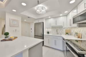 7430 SUNSHINE SKYWAY LANE, ST PETERSBURG, FL 33711 - MLS#MFRTB8480676