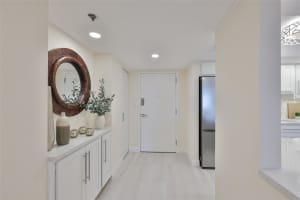 7430 SUNSHINE SKYWAY LANE, ST PETERSBURG, FL 33711 - MLS#MFRTB8480676