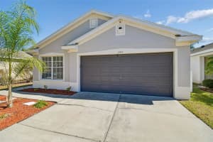 11416 CRESTLAKE VILLAGE DR, RIVERVIEW, FL 33569 - MLS#MFRTB8480741