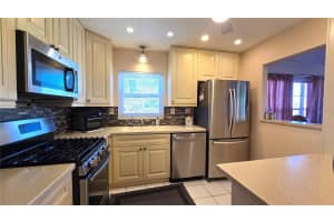 9950 62ND TERRACE, ST PETERSBURG, FL 33708 - MLS#MFRTB8480794