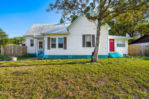 2523 10TH AVENUE, BRADENTON, FL 34205 - MLS#MFRTB8480887