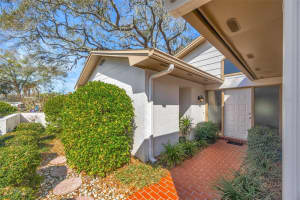 1011 MEADOWCREST DRIVE, VALRICO, FL 33594 - MLS#MFRTB8480924