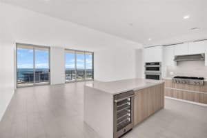 400 CENTRAL AVENUE, ST PETERSBURG, FL 33701 - MLS#MFRTB8480935