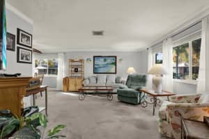 8301 MONARCH CIRCLE, SEMINOLE, FL 33772 - MLS#MFRTB8480948