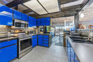 10730 DRUMMOND ROAD, TAMPA, FL 33615 - MLS#MFRTB8480959