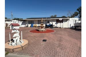 6005 CLIFTON STREET, TAMPA, FL 33634 - MLS#MFRTB8480999