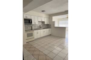 4737 56TH AVENUE, ST PETERSBURG, FL 33714 - MLS#MFRTB8481011