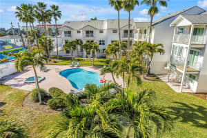 103 BATH CLUB CONCOURSE, NORTH REDINGTON BEACH, FL 33708 - MLS#MFRTB8481022