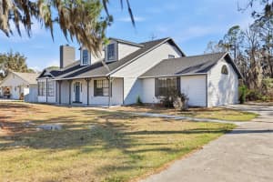 33710 LINDA LANE, LEESBURG, FL 34788 - MLS#MFRTB8481071