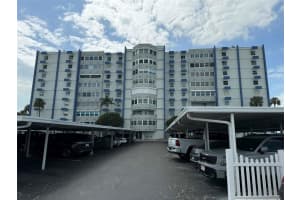 17400 GULF BOULEVARD, REDINGTON SHORES, FL 33708 - MLS#MFRTB8481098