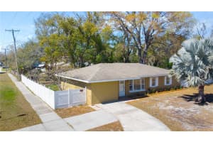 10202 N BOULEVARD, TAMPA, FL 33612 - MLS#MFRTB8481206