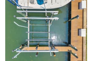 0 #114SS COQUINA KEY DRIVE, ST PETERSBURG, FL 33705 - MLS#MFRTB8481317