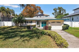 440 Lido Way Ne, ST PETERSBURG