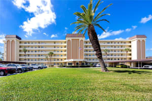 4650 COVE CIRCLE, ST PETERSBURG, FL 33708 - MLS#MFRTB8481390