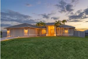 2422 20TH PLACE, CAPE CORAL, FL 33993 - MLS#MFRTB8481397