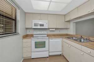 3034 EASTLAND BOULEVARD, CLEARWATER, FL 33761 - MLS#MFRTB8481413